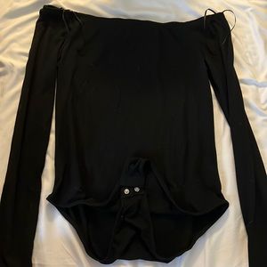 black long sleeve bodysuit